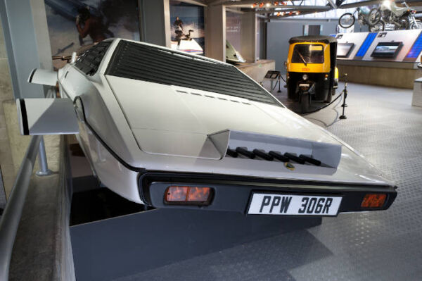 Lotus Esprit S1 (1976)