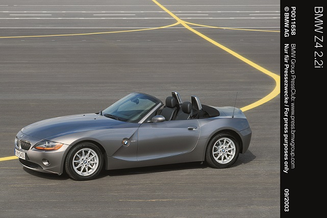 Valentino-Rossi-BMW-Z4