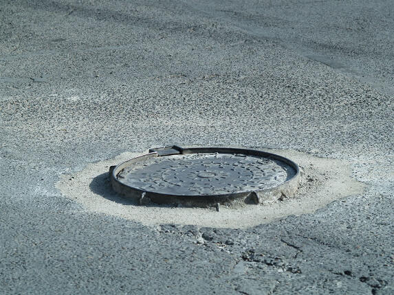 Peligros en la calzada para motos