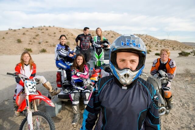 Consejos AMV: elegir tu traje de motocross