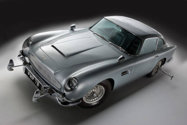 Los vehículos más famosos del cine - Aston-Martin-DB5_ASTON-MARTIN