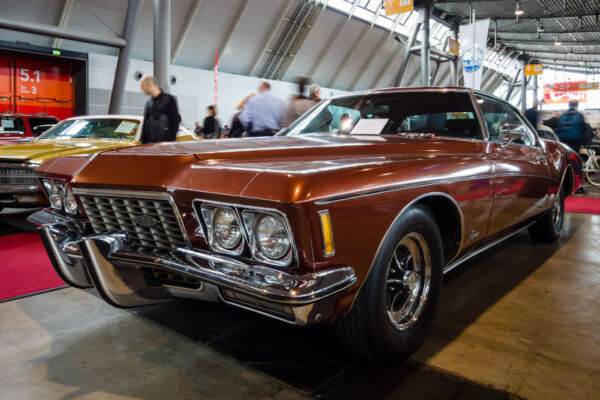 Buick-Riviera 1963
