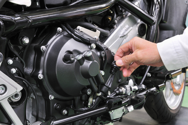Mantenimiento de la moto: el aceite