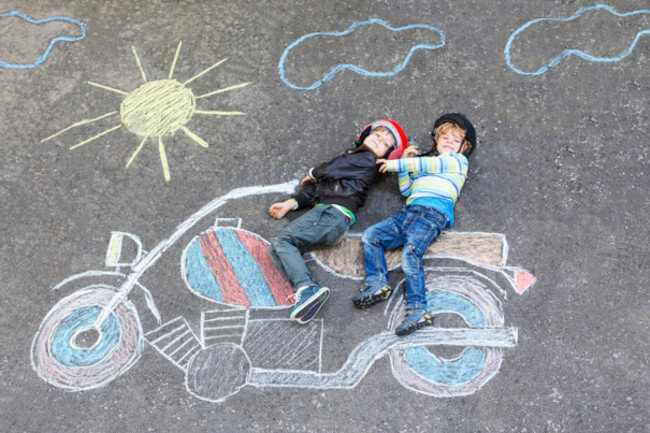 Consejos AMV para llevar niños en moto