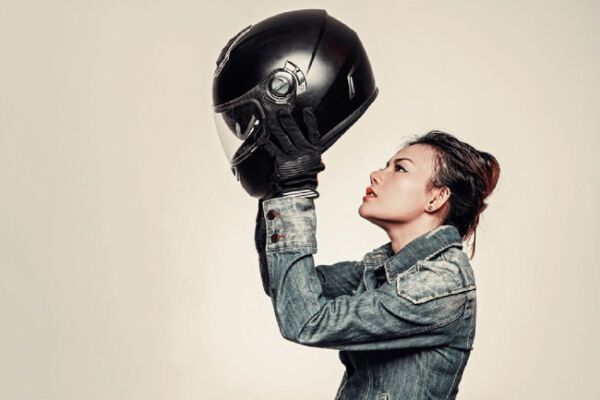 Elegir bien la talla del casco de moto