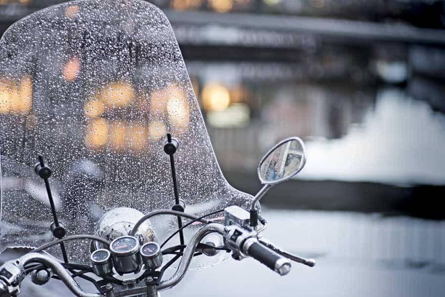 Los enemigos de la moto en ciudad