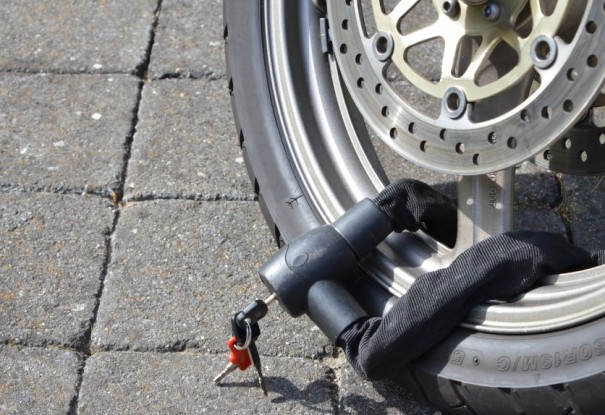 Consejos AMV para sistemas antirrobo de moto