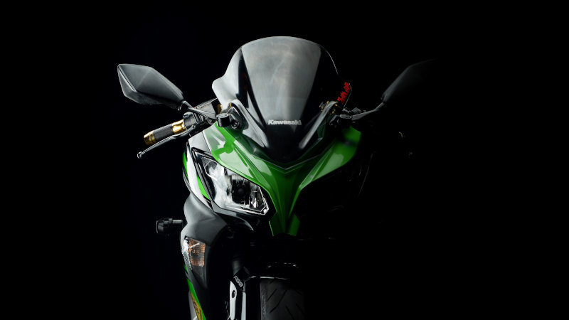 Kawasaki ninja 300. Bangkok Thailand. 15 julio 2017.