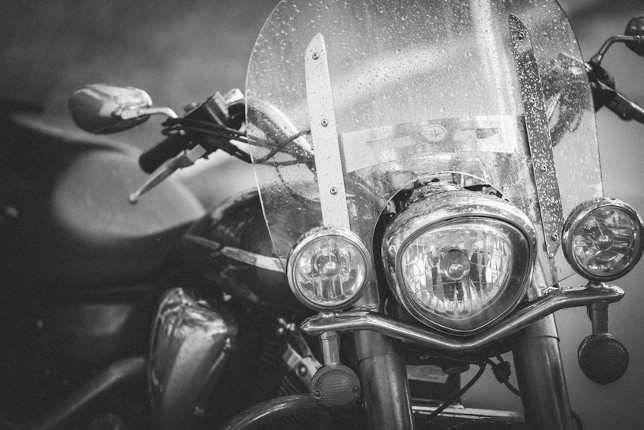 Consejos AMV sobre pantallas y cúpulas de moto