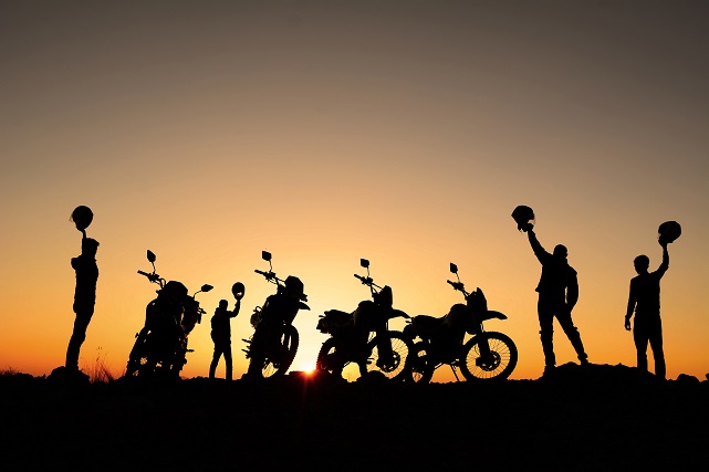 Equipamiento para moto estilo Trail Adventure