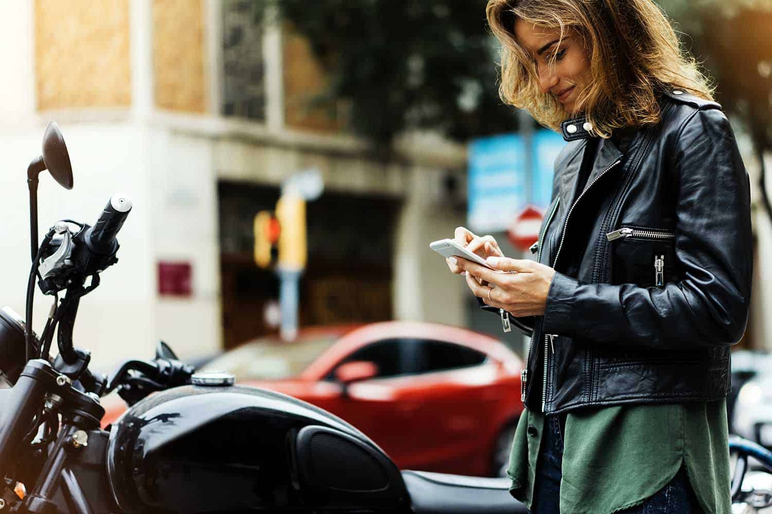 ¿Cuánto cuesta el seguro obligatorio de moto? Precios orientativos y factores