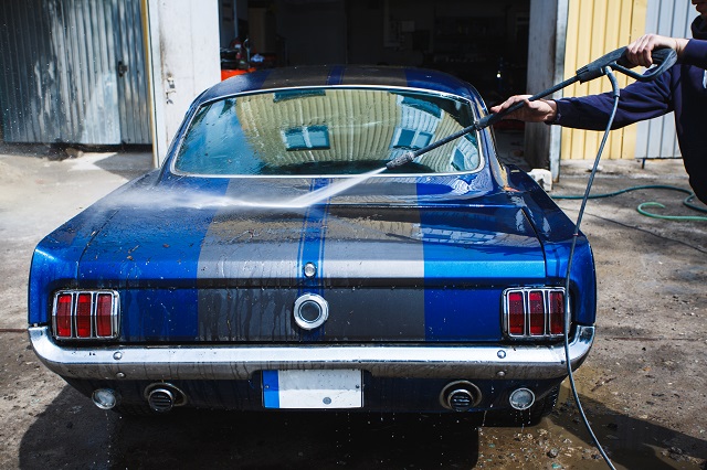 Lavado coche clásico