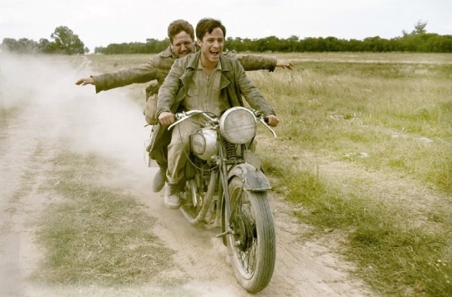 Fotograma del filme 'Diario de motocicleta' (2004), de Walter Salles
